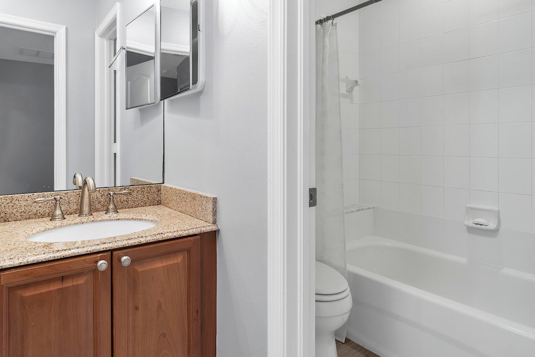 Active With Contract: $2,899,000 (4 beds, 5 baths, 3543 Square Feet)