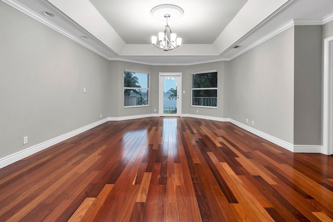 Active With Contract: $2,899,000 (4 beds, 5 baths, 3543 Square Feet)