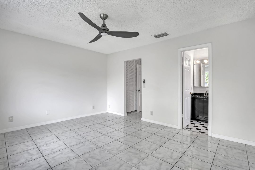 合同活跃: $289,000 (3 贝兹, 2 浴室, 1200 平方英尺)