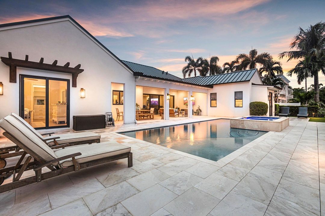 Activo con contrato: $4,975,000 (6 camas, 4 baños, 4472 Pies cuadrados)