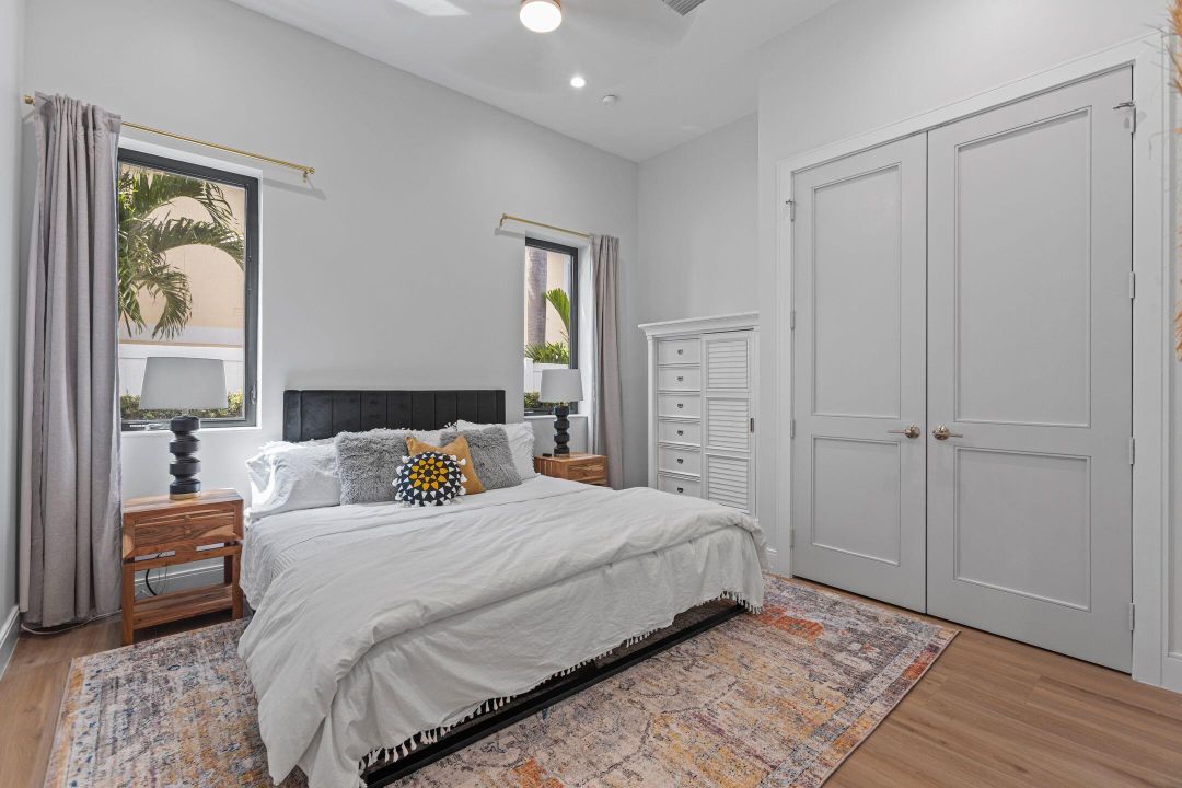 Activo con contrato: $4,975,000 (6 camas, 4 baños, 4472 Pies cuadrados)