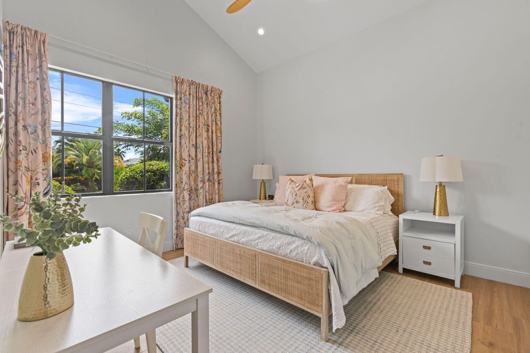 Activo con contrato: $4,975,000 (6 camas, 4 baños, 4472 Pies cuadrados)