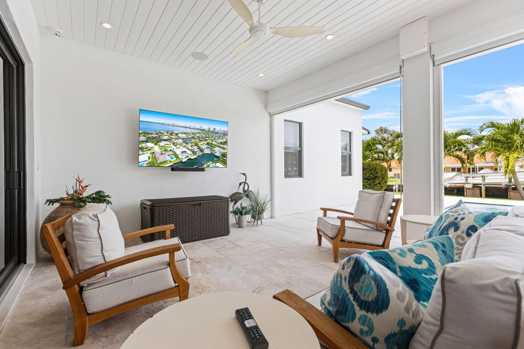 Activo con contrato: $4,975,000 (6 camas, 4 baños, 4472 Pies cuadrados)