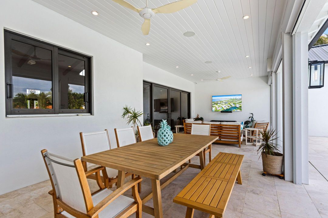 Activo con contrato: $4,975,000 (6 camas, 4 baños, 4472 Pies cuadrados)