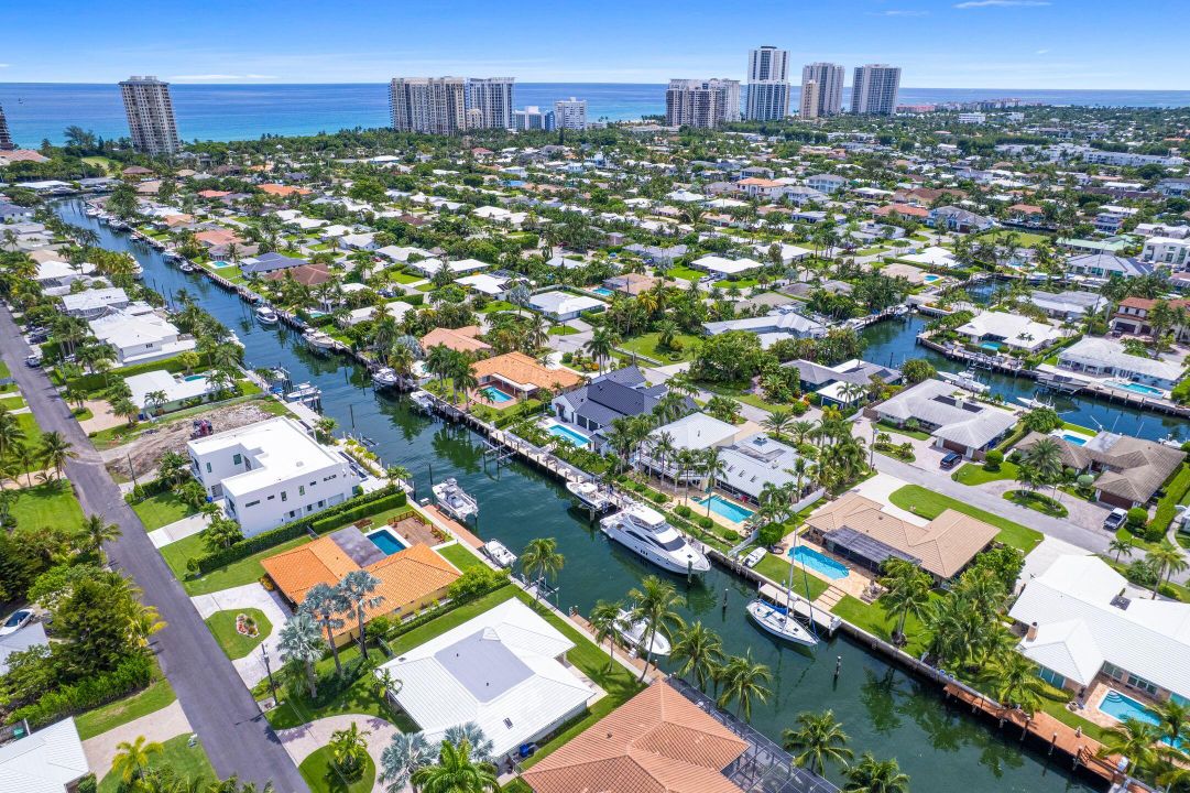 Activo con contrato: $4,975,000 (6 camas, 4 baños, 4472 Pies cuadrados)