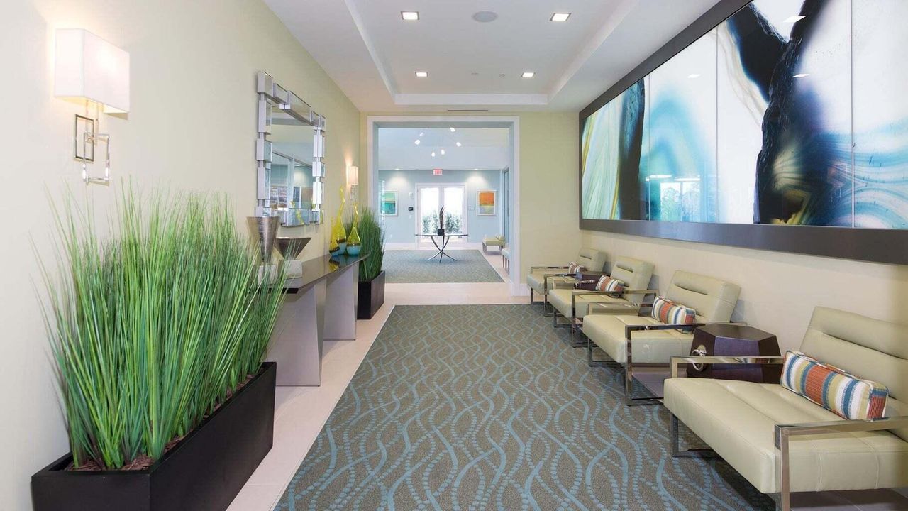 En Venta: $998,000 (4 camas, 3 baños, 2840 Pies cuadrados)