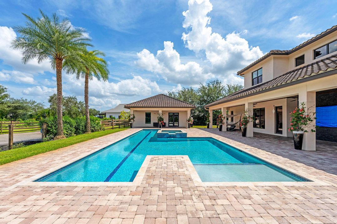 For Sale: $8,500,000 (9 beds, 10 baths, 8814 Square Feet)