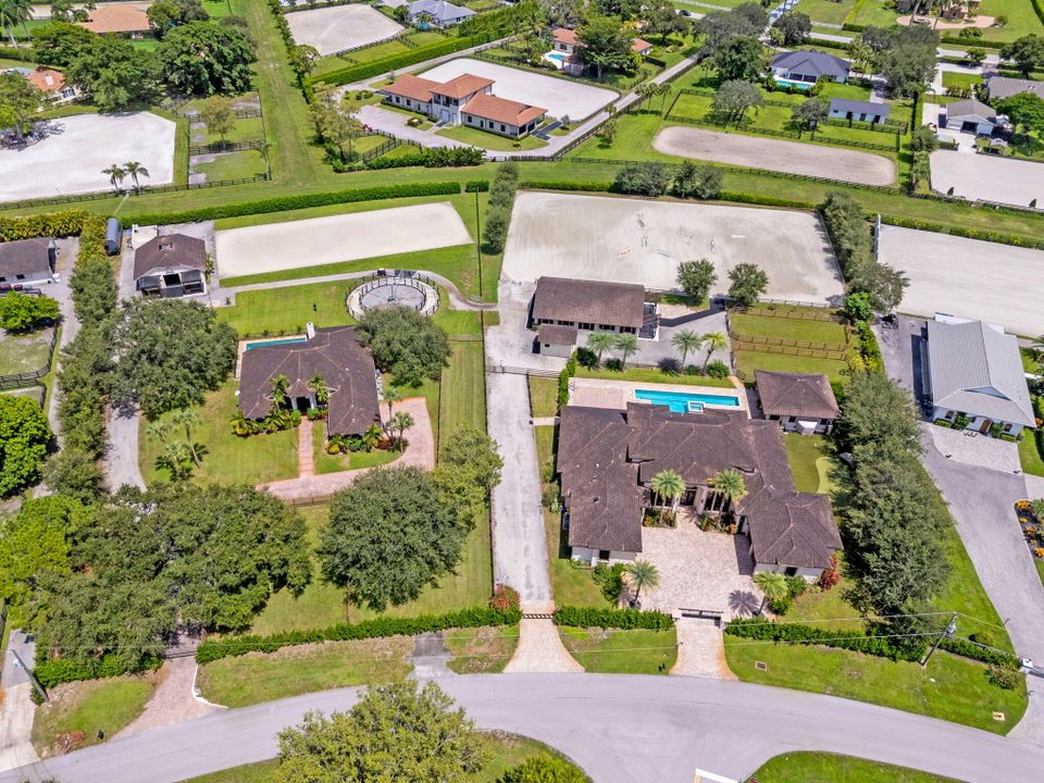 For Sale: $8,500,000 (9 beds, 10 baths, 8814 Square Feet)