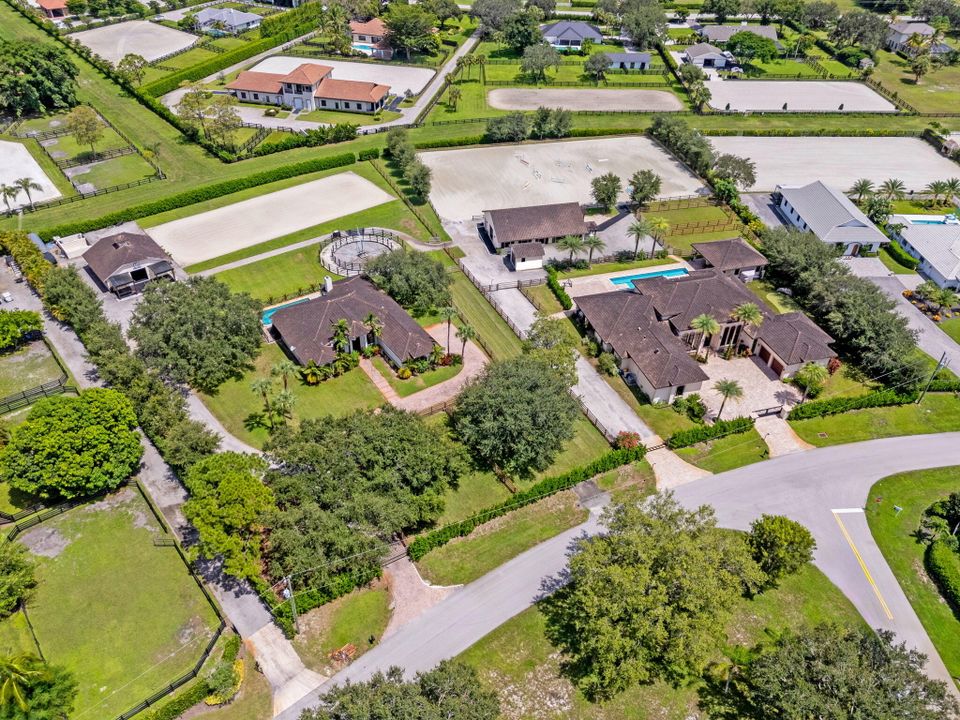 For Sale: $8,500,000 (9 beds, 10 baths, 8814 Square Feet)