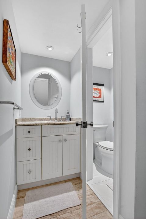 合同活跃: $8,000 (3 贝兹, 2 浴室, 1875 平方英尺)