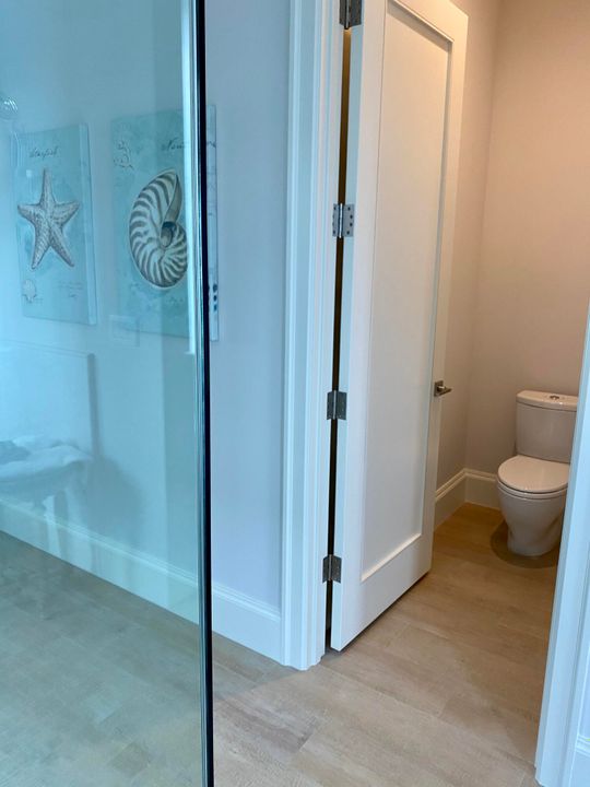 For Sale: $2,595,000 (3 beds, 4 baths, 3099 Square Feet)