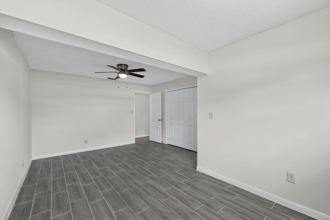 Active With Contract: $250,000 (3 beds, 2 baths, 1440 Square Feet)