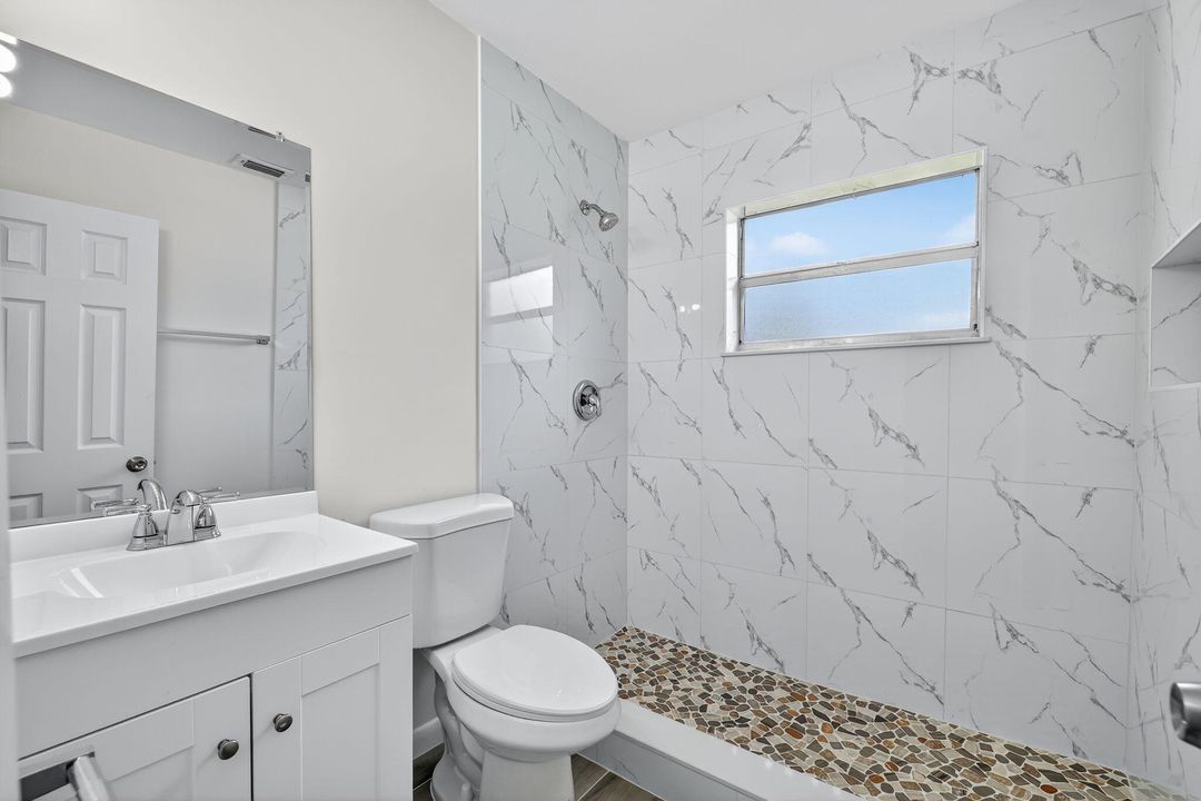 Active With Contract: $250,000 (3 beds, 2 baths, 1440 Square Feet)