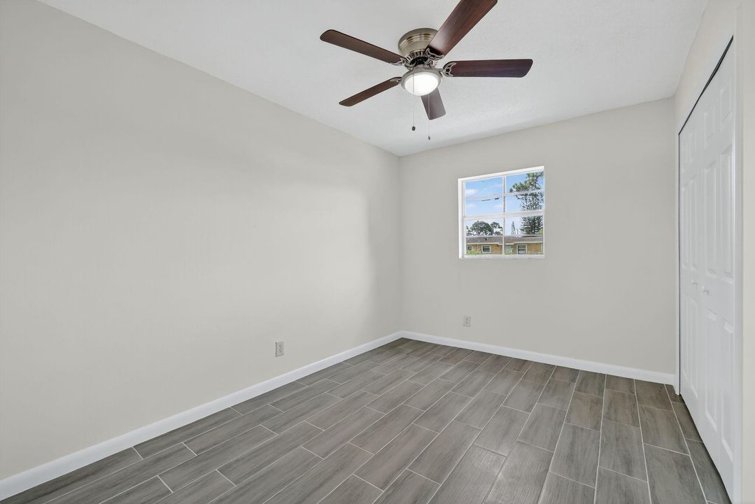 Active With Contract: $250,000 (3 beds, 2 baths, 1440 Square Feet)