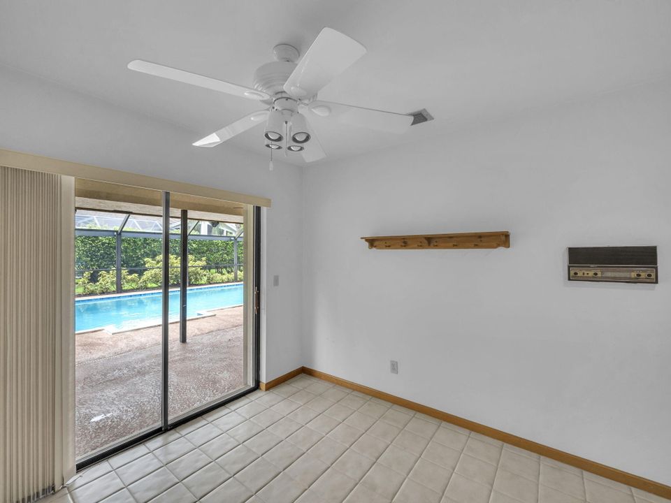 Active With Contract: $650,000 (2 beds, 2 baths, 1960 Square Feet)