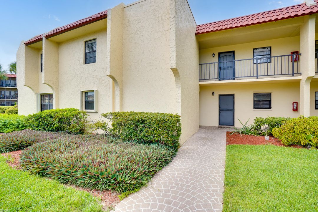 Activo con contrato: $140,000 (2 camas, 2 baños, 1014 Pies cuadrados)