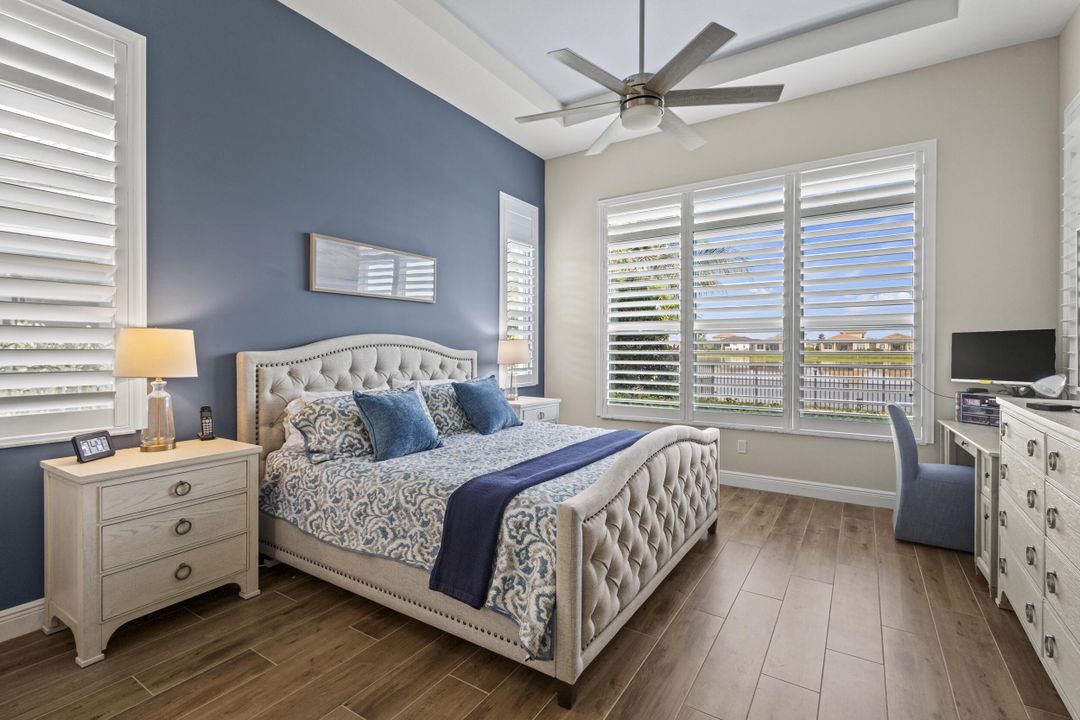 For Sale: $759,000 (3 beds, 3 baths, 2220 Square Feet)