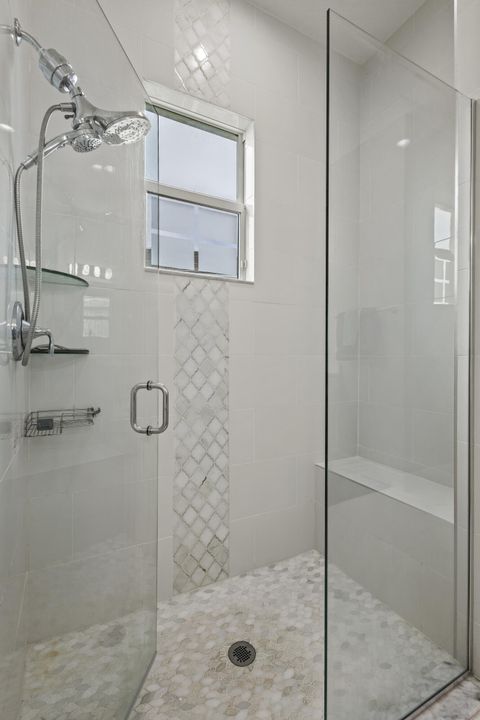 For Sale: $759,000 (3 beds, 3 baths, 2220 Square Feet)