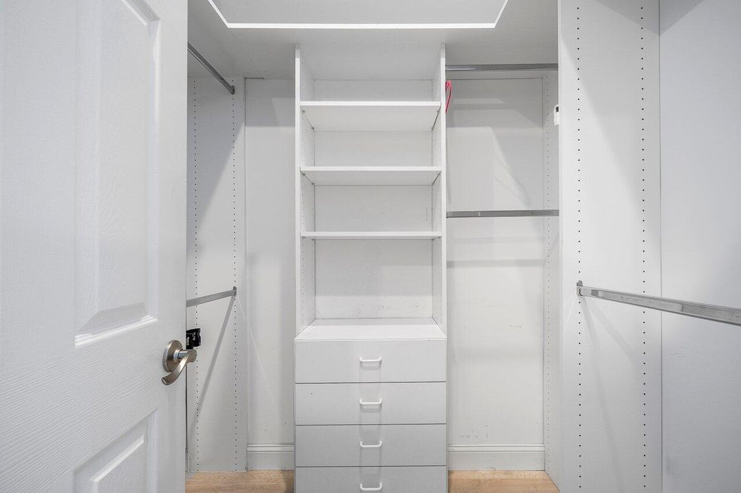 En Renta: $14,500 (6 camas, 6 baños, 5008 Pies cuadrados)