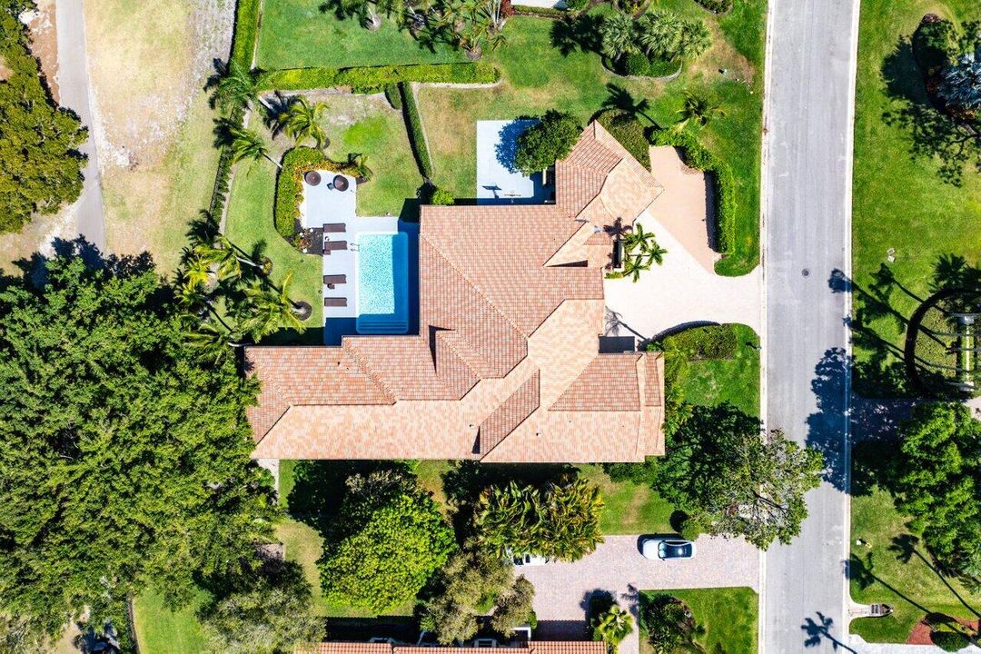 En Renta: $14,500 (6 camas, 6 baños, 5008 Pies cuadrados)