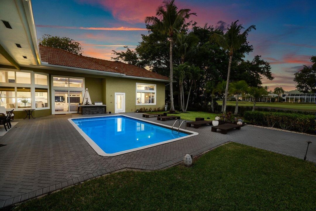 En Renta: $14,500 (6 camas, 6 baños, 5008 Pies cuadrados)