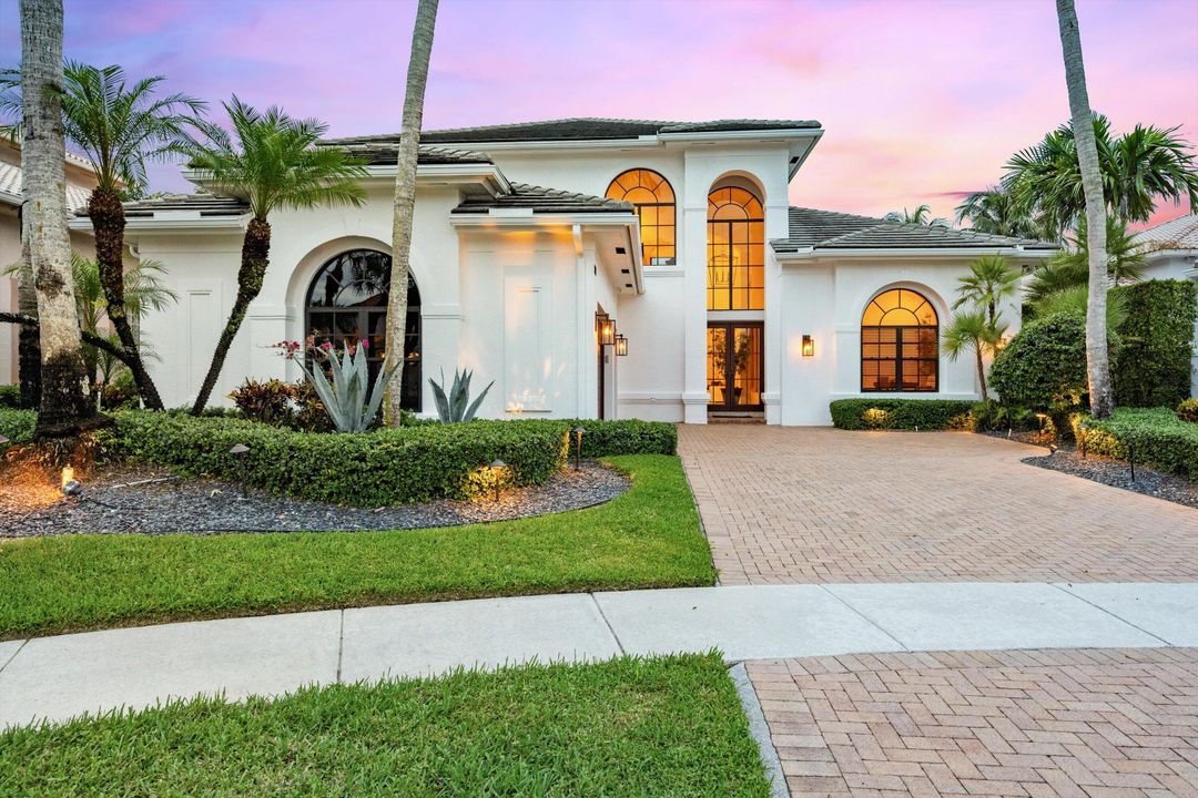 En Venta: $2,750,000 (5 camas, 5 baños, 4499 Pies cuadrados)