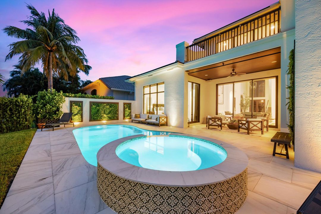 En Venta: $2,750,000 (5 camas, 5 baños, 4499 Pies cuadrados)