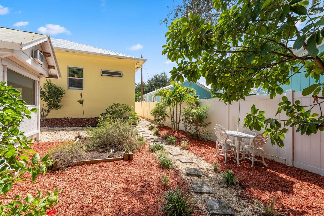 En Venta: $1,250,000 (3 camas, 3 baños, 2015 Pies cuadrados)