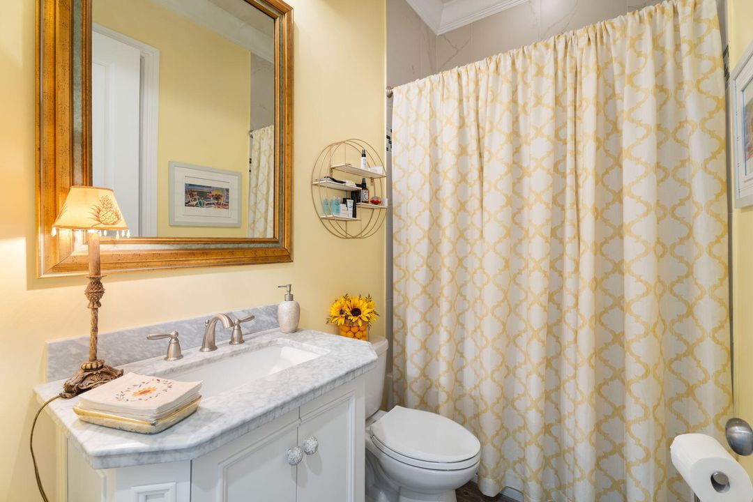 En Venta: $1,250,000 (3 camas, 3 baños, 2015 Pies cuadrados)