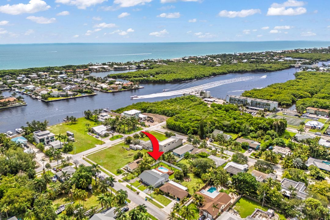 En Venta: $749,000 (2 camas, 2 baños, 1681 Pies cuadrados)