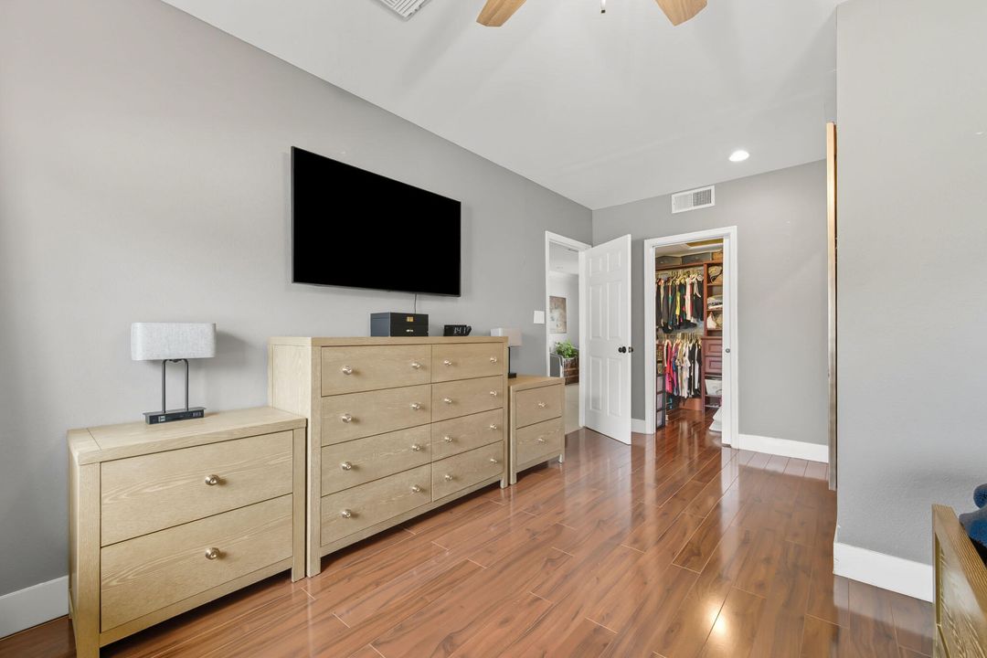 En Venta: $749,000 (2 camas, 2 baños, 1681 Pies cuadrados)