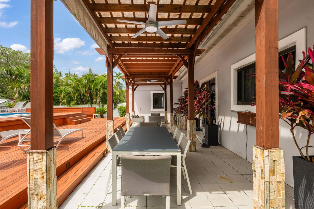 En Venta: $749,000 (2 camas, 2 baños, 1681 Pies cuadrados)