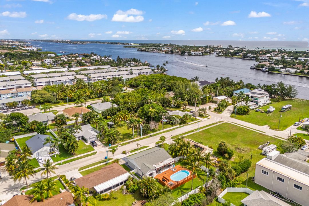 En Venta: $749,000 (2 camas, 2 baños, 1681 Pies cuadrados)