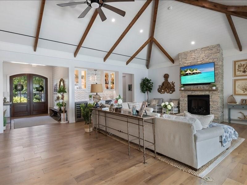 待售: $3,395,000 (5 贝兹, 4 浴室, 3394 平方英尺)