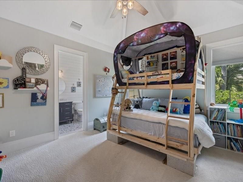 待售: $3,395,000 (5 贝兹, 4 浴室, 3394 平方英尺)