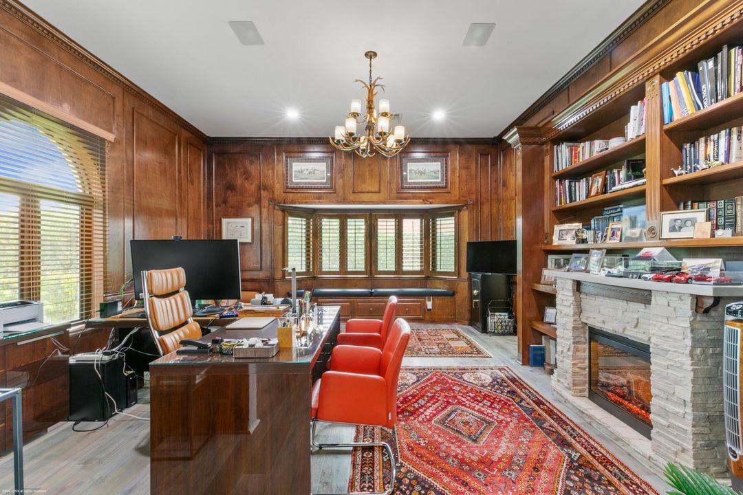 En Venta: $4,867,000 (5 camas, 4 baños, 4619 Pies cuadrados)