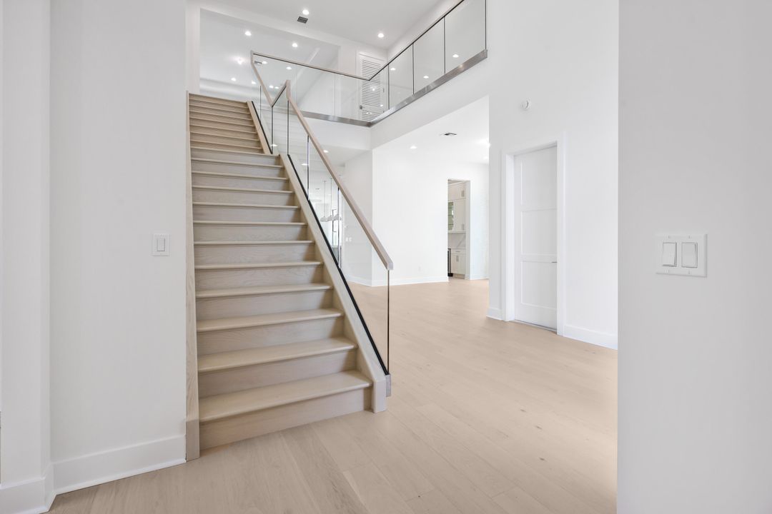 En Venta: $2,949,990 (5 camas, 5 baños, 5167 Pies cuadrados)