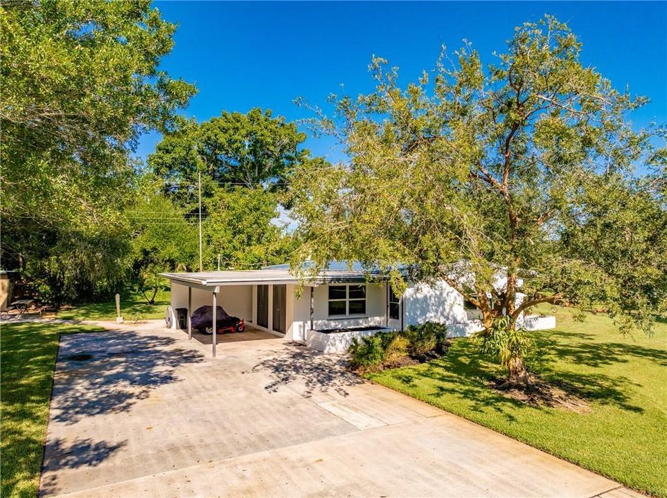 Recently Sold: $299,000 (2 beds, 1 baths, 1267 Square Feet)