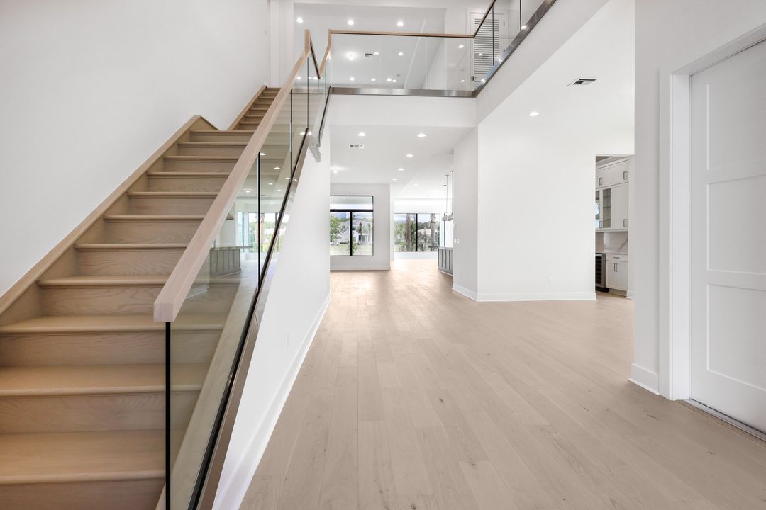 En Venta: $2,949,990 (5 camas, 5 baños, 5167 Pies cuadrados)