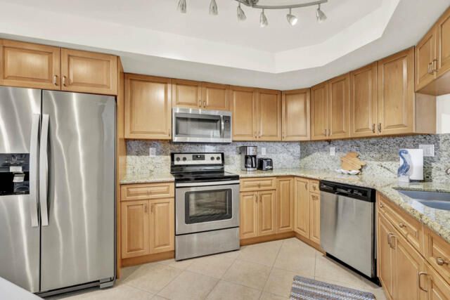 待售: $559,000 (2 贝兹, 2 浴室, 1224 平方英尺)