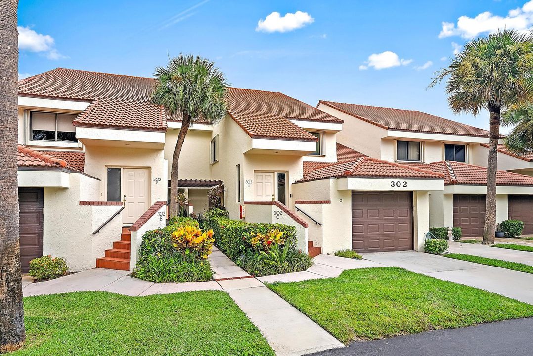 Под контрактом: $5,500 (2 спален, 2 ванн, 1390 Квадратных фут)