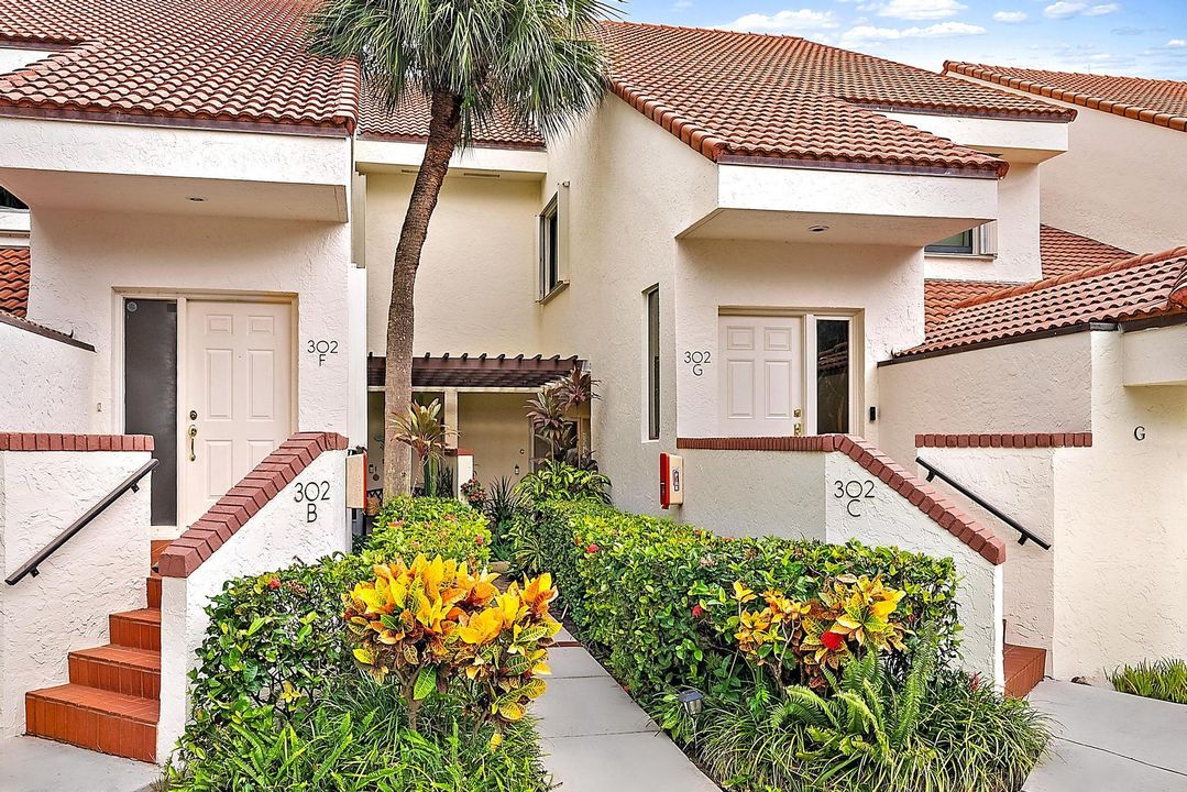 Под контрактом: $5,500 (2 спален, 2 ванн, 1390 Квадратных фут)