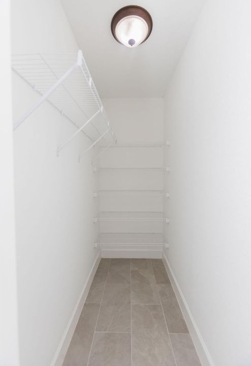 Activo con contrato: $259,000 (3 camas, 2 baños, 1546 Pies cuadrados)