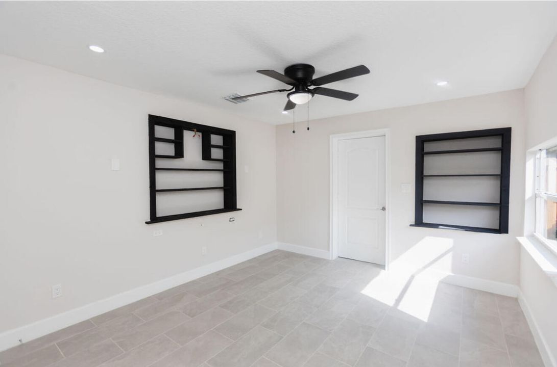 Activo con contrato: $259,000 (3 camas, 2 baños, 1546 Pies cuadrados)