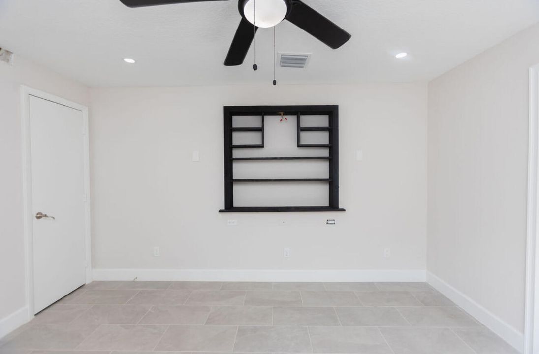 Activo con contrato: $259,000 (3 camas, 2 baños, 1546 Pies cuadrados)