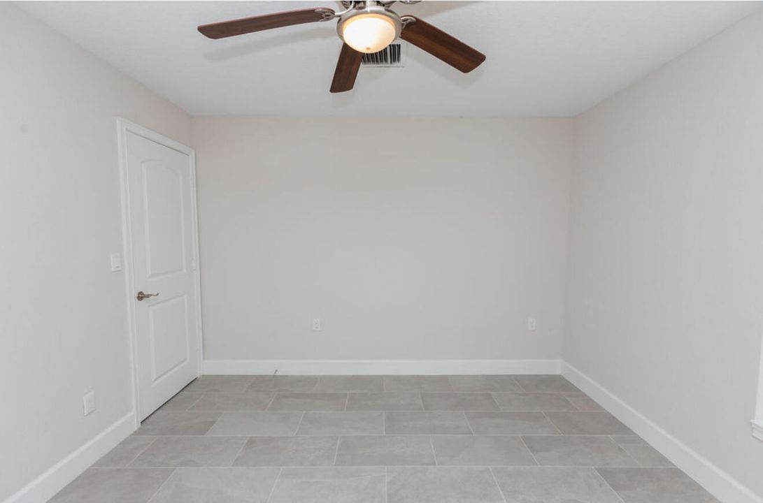 Activo con contrato: $259,000 (3 camas, 2 baños, 1546 Pies cuadrados)