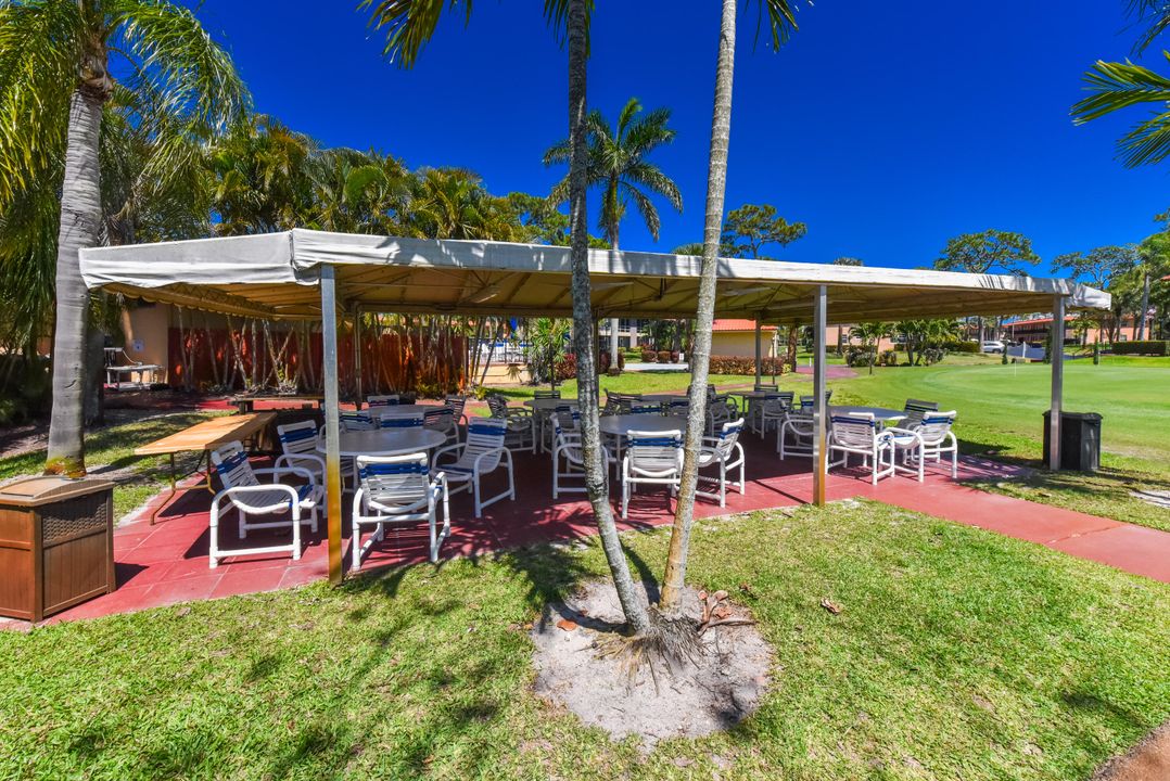 Active With Contract: $59,400 (1 beds, 1 baths, 819 Square Feet)