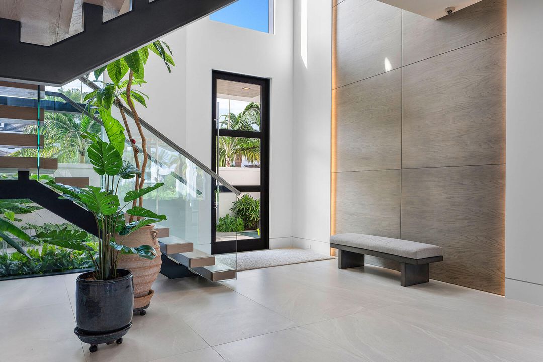 For Sale: $20,000,000 (5 beds, 6 baths, 7536 Square Feet)