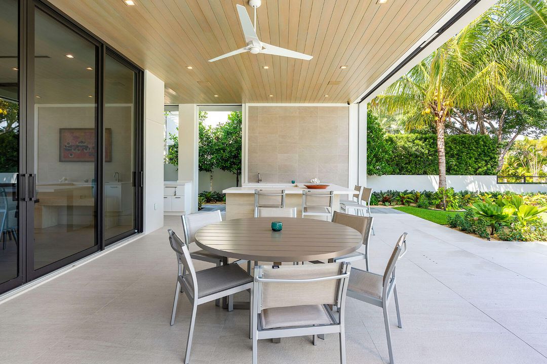 For Sale: $20,000,000 (5 beds, 6 baths, 7536 Square Feet)