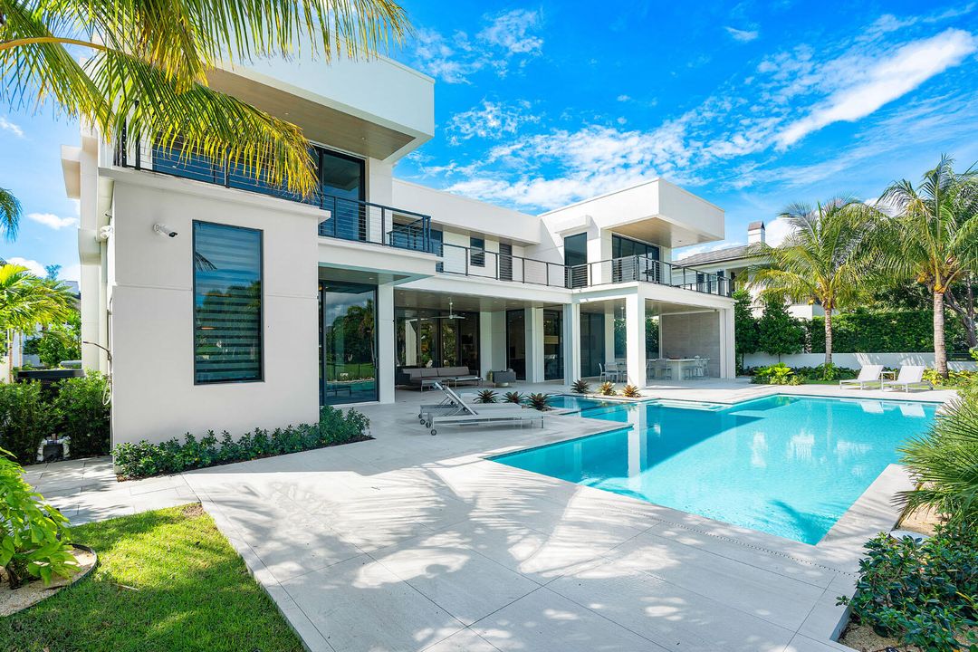 For Sale: $20,000,000 (5 beds, 6 baths, 7536 Square Feet)